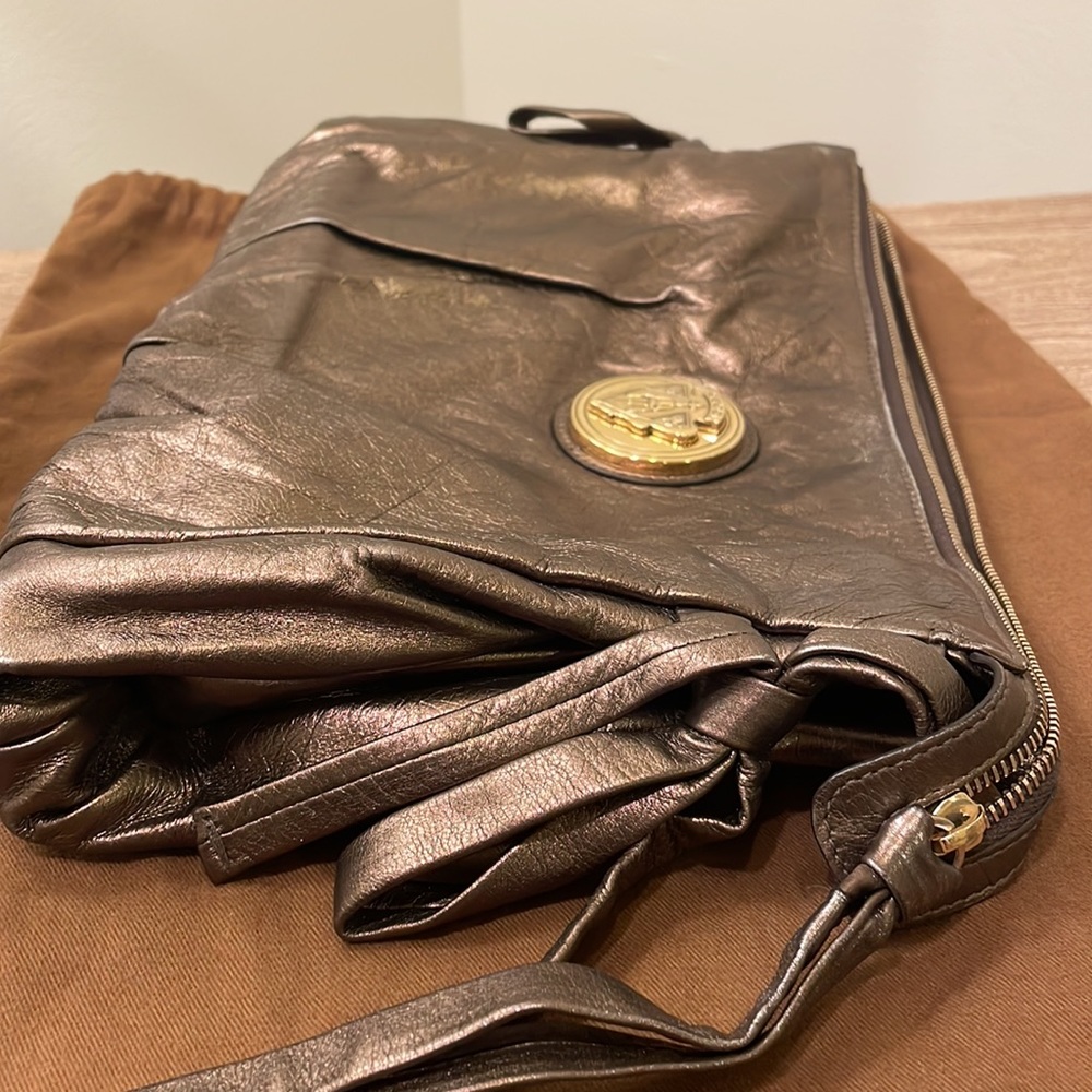 GUCCI Hysteria Clutch - Picture 8 of 13